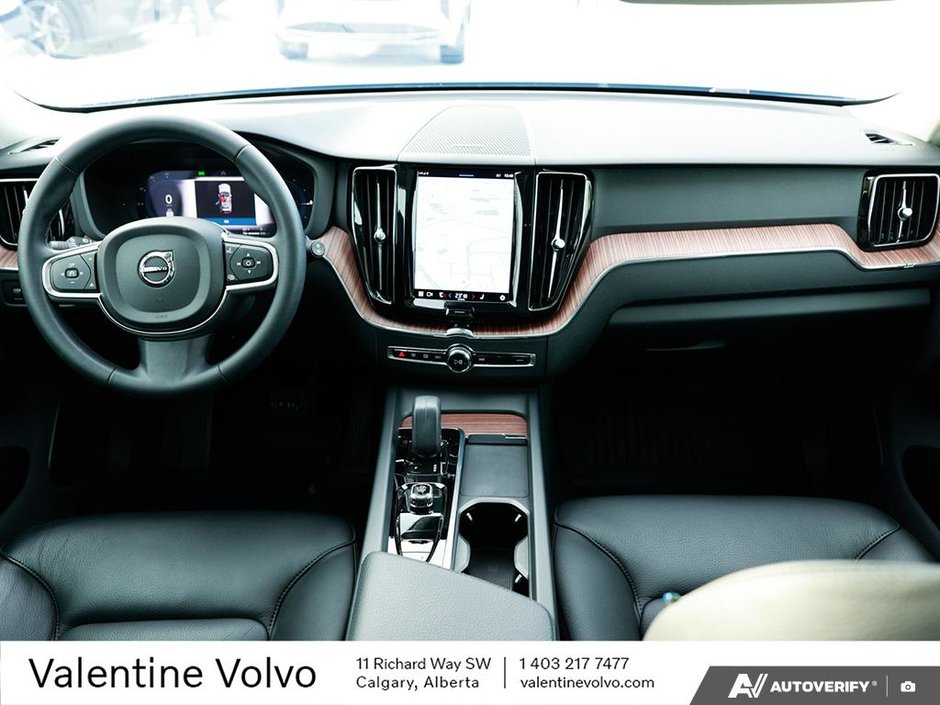 2022 Volvo XC60 Recharge Inscription Expression-25