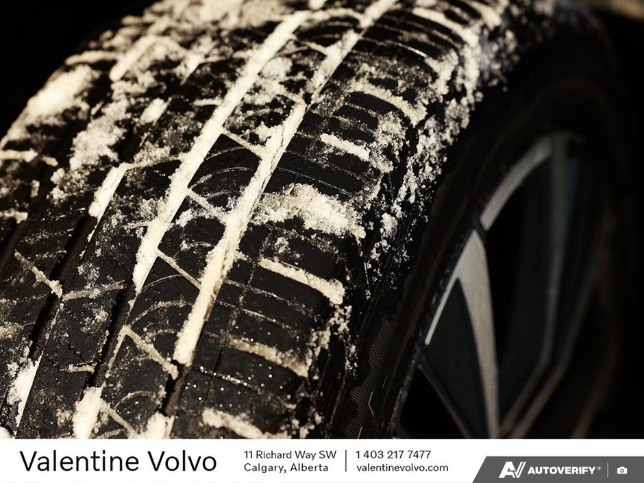 2022 Volvo XC60 Recharge Inscription Expression-8