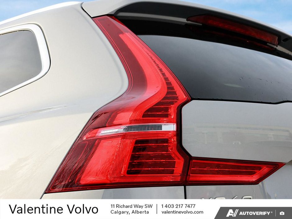 2022 Volvo XC60 Recharge Inscription Expression-11