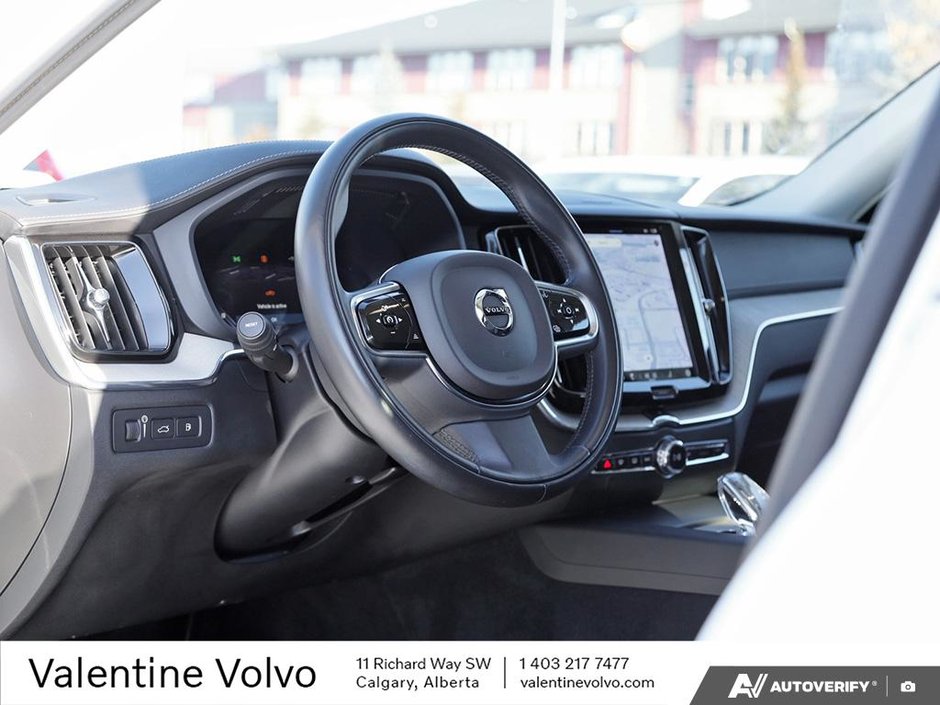2022 Volvo XC60 Recharge Inscription-12