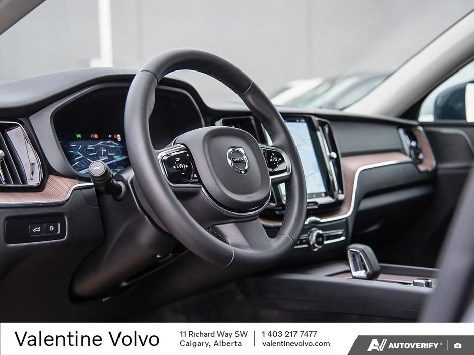 2023 Volvo XC60 Recharge Plus Bright Theme-12