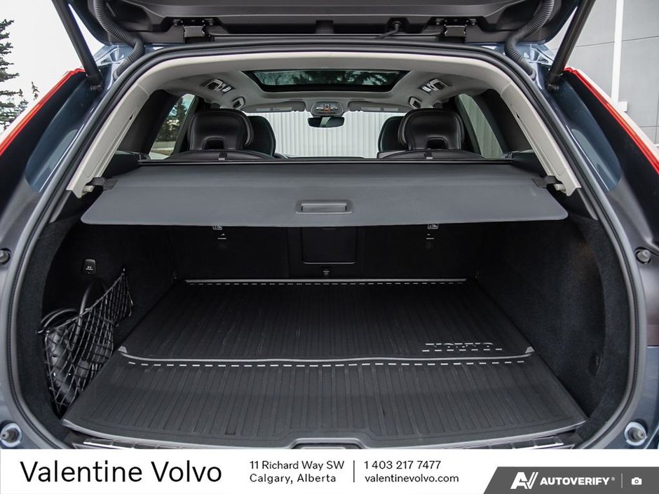 2023 Volvo XC60 Recharge Plus Bright Theme-10