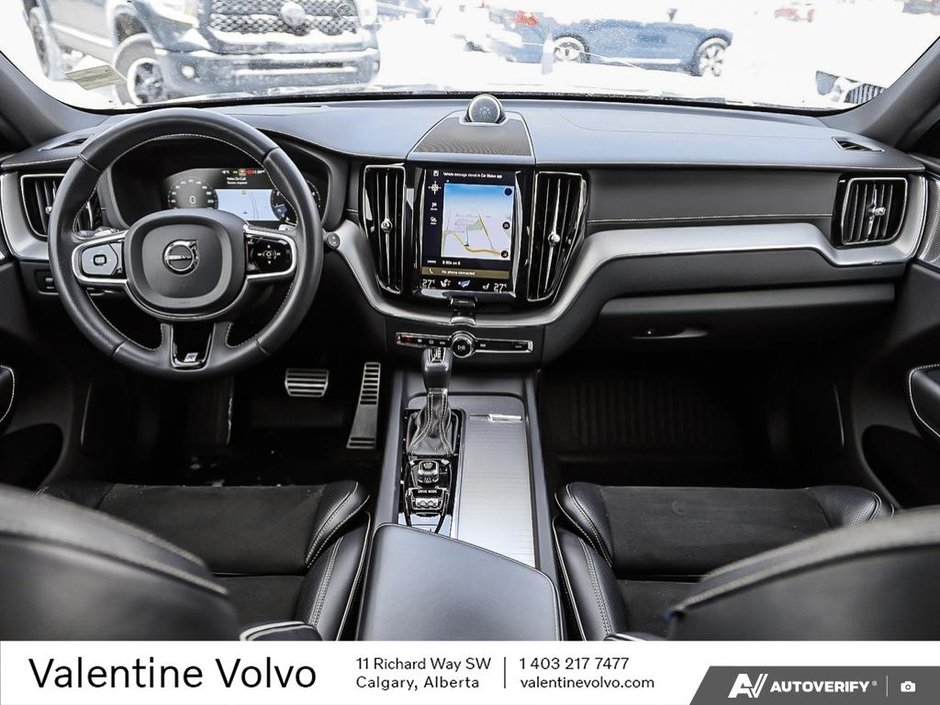 2018 Volvo XC60 R-Design-24