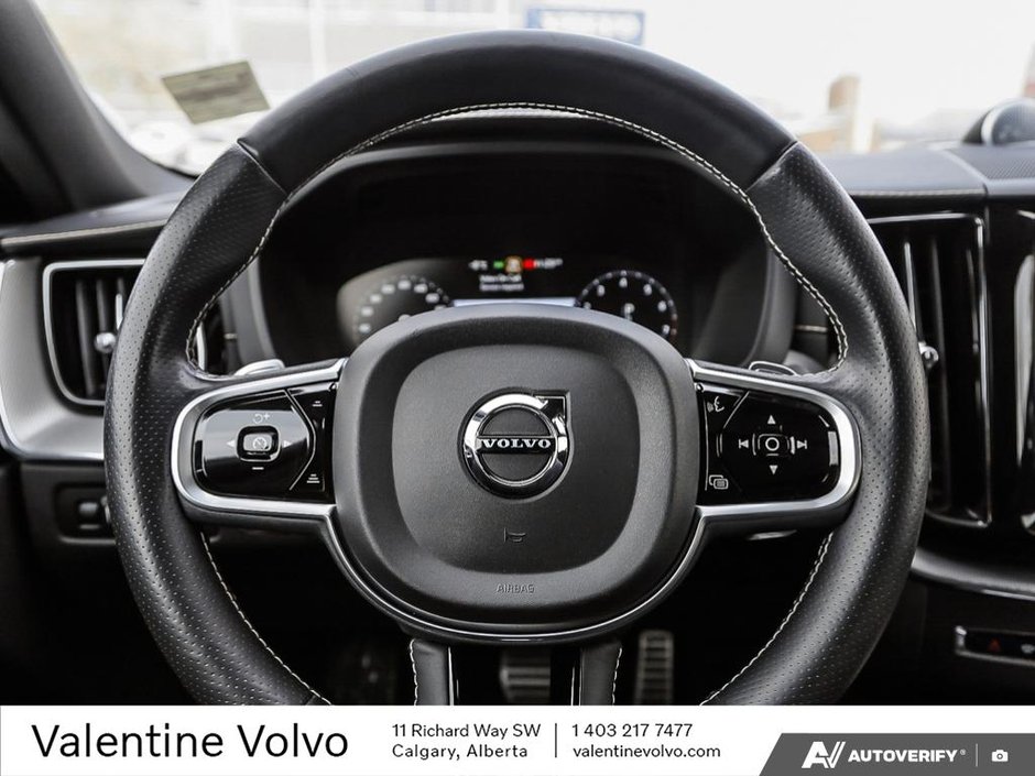 2018 Volvo XC60 R-Design-13