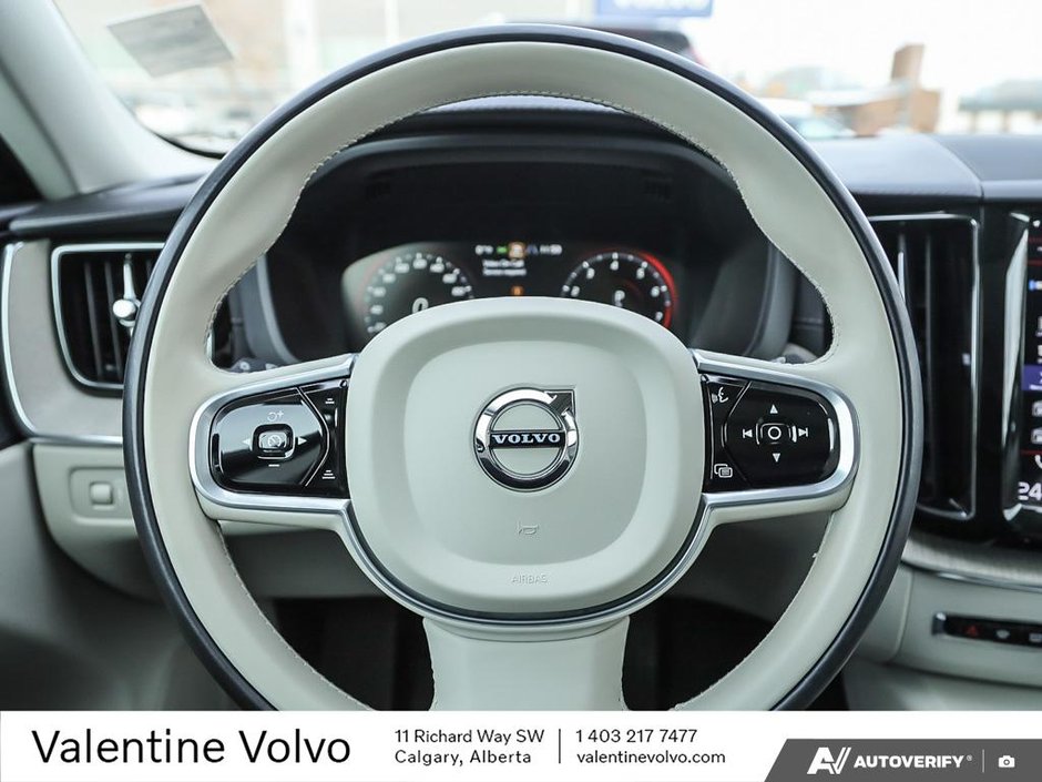 2018 Volvo XC60 Inscription-13