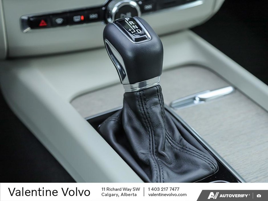 2018 Volvo XC60 Inscription-18