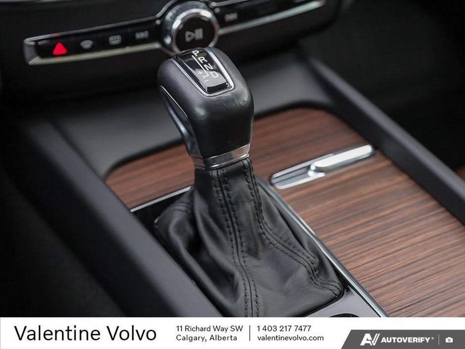 2019 Volvo XC60 Inscription-18