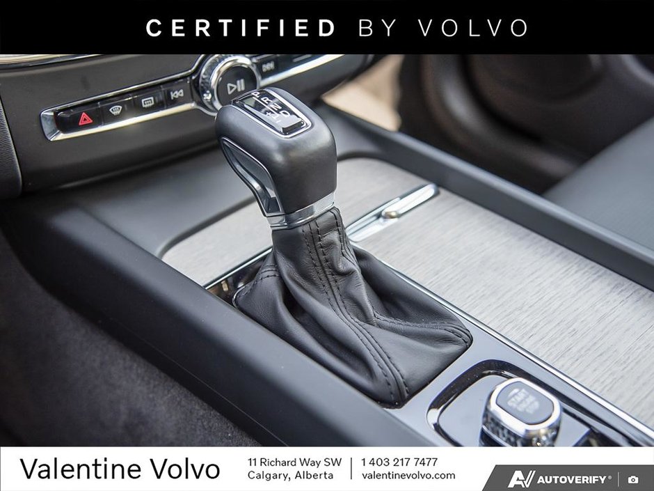 2019 Volvo XC60 Inscription-18