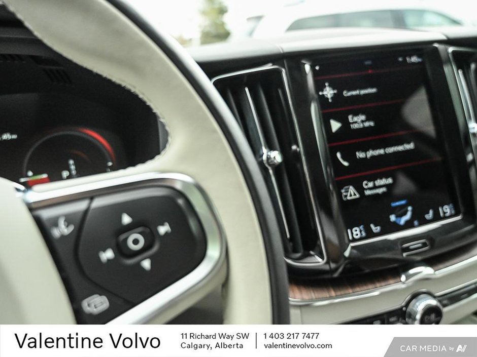 2021 Volvo XC60 Inscription Expression-19