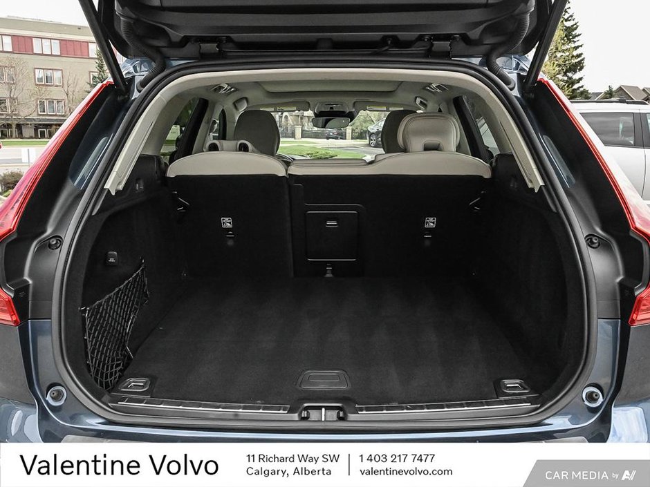 2021 Volvo XC60 Inscription Expression-10