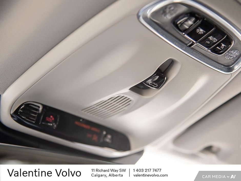 2021 Volvo XC60 Inscription-21
