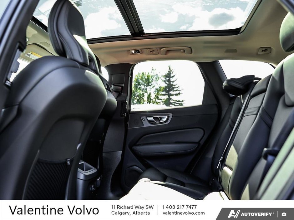 2021 Volvo XC60 Inscription Expression-23