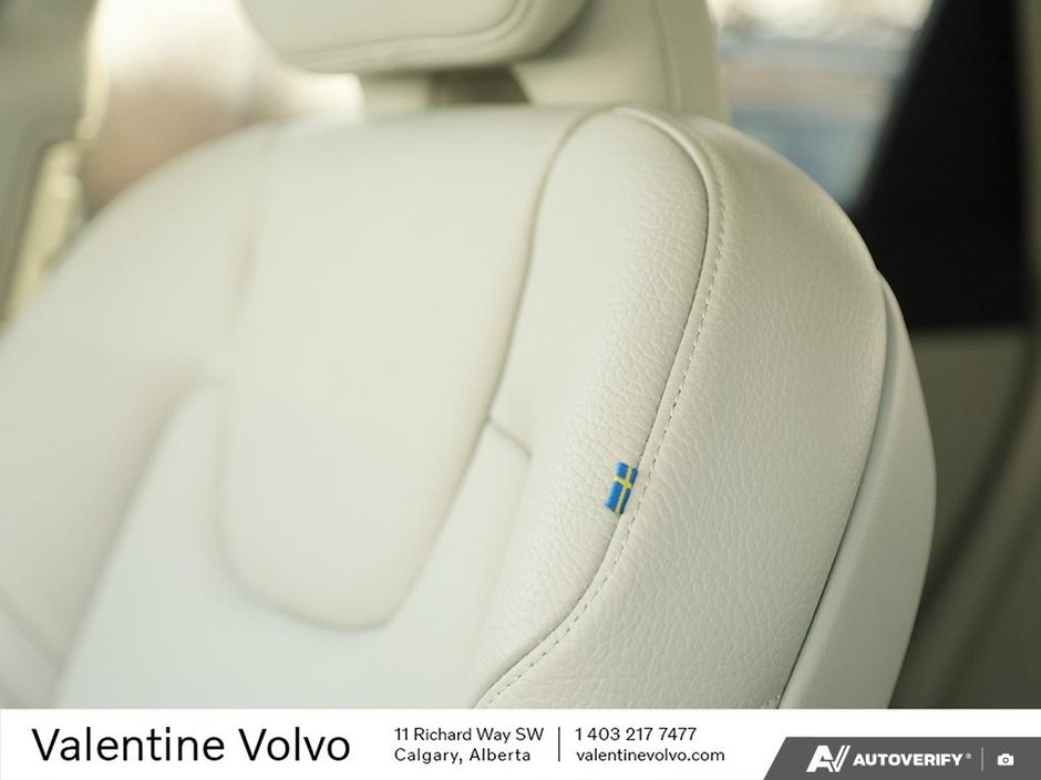 2021 Volvo XC60 Inscription Expression-22