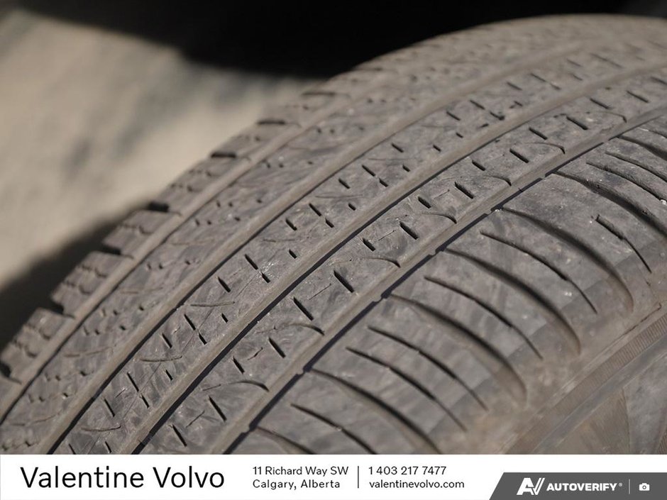 2021 Volvo XC60 Inscription Expression-6