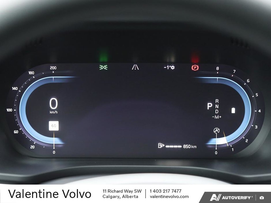 2022 Volvo XC60 Momentum-14