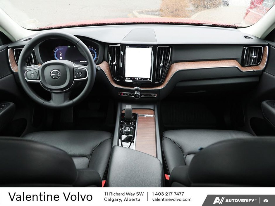 2022 Volvo XC60 Momentum-24