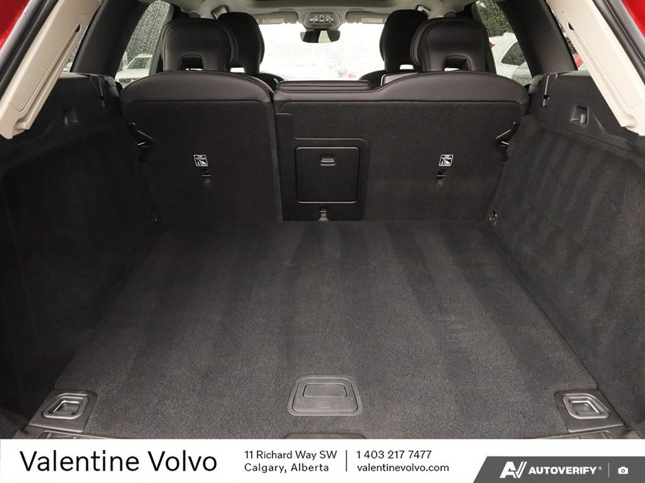 2022 Volvo XC60 Momentum-10