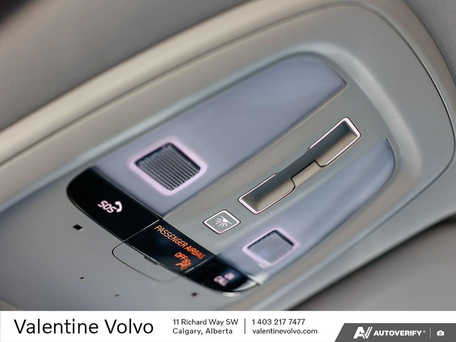 2022 Volvo XC60 Momentum-21