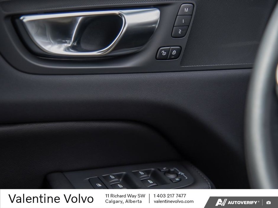 2023 Volvo XC60 Core-16