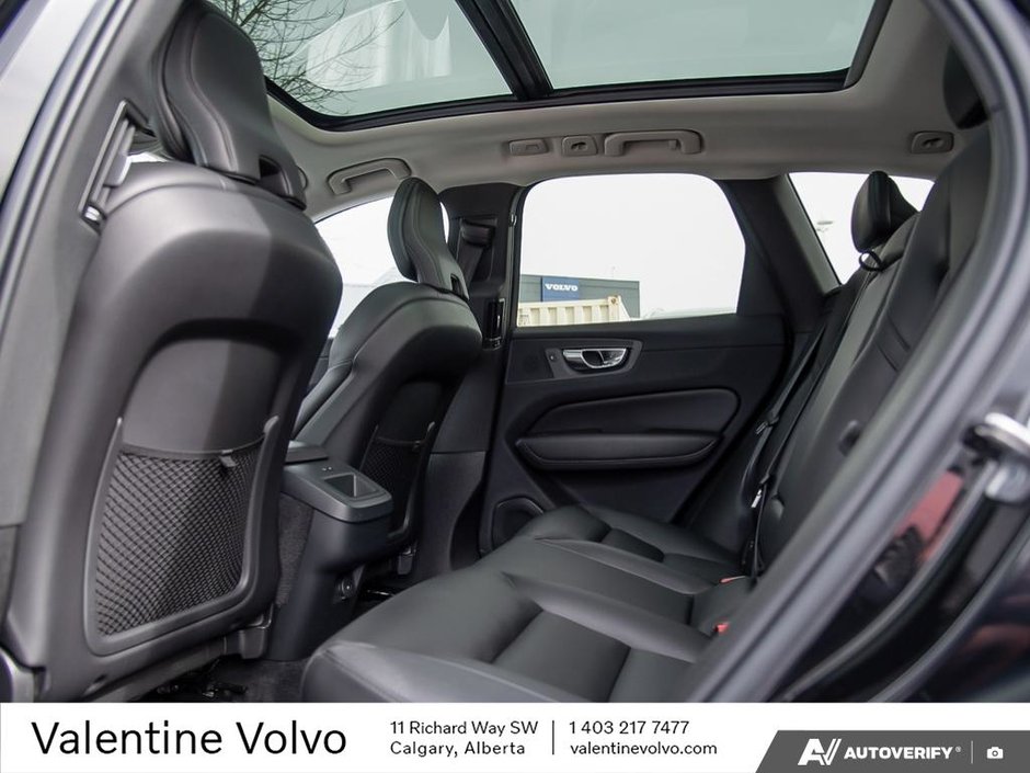 2023 Volvo XC60 Core-23