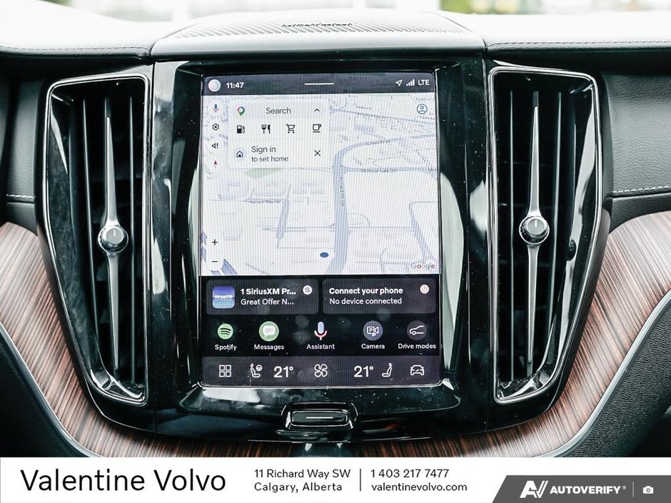 2023 Volvo XC60 Ultimate Dark Theme-19