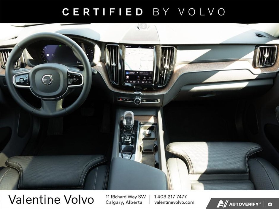 2023 Volvo XC60 Ultimate Dark Theme-25