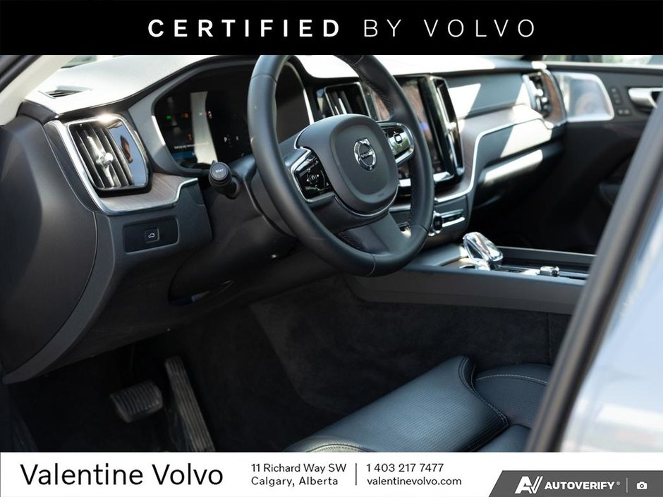 2023 Volvo XC60 Ultimate Dark Theme-12