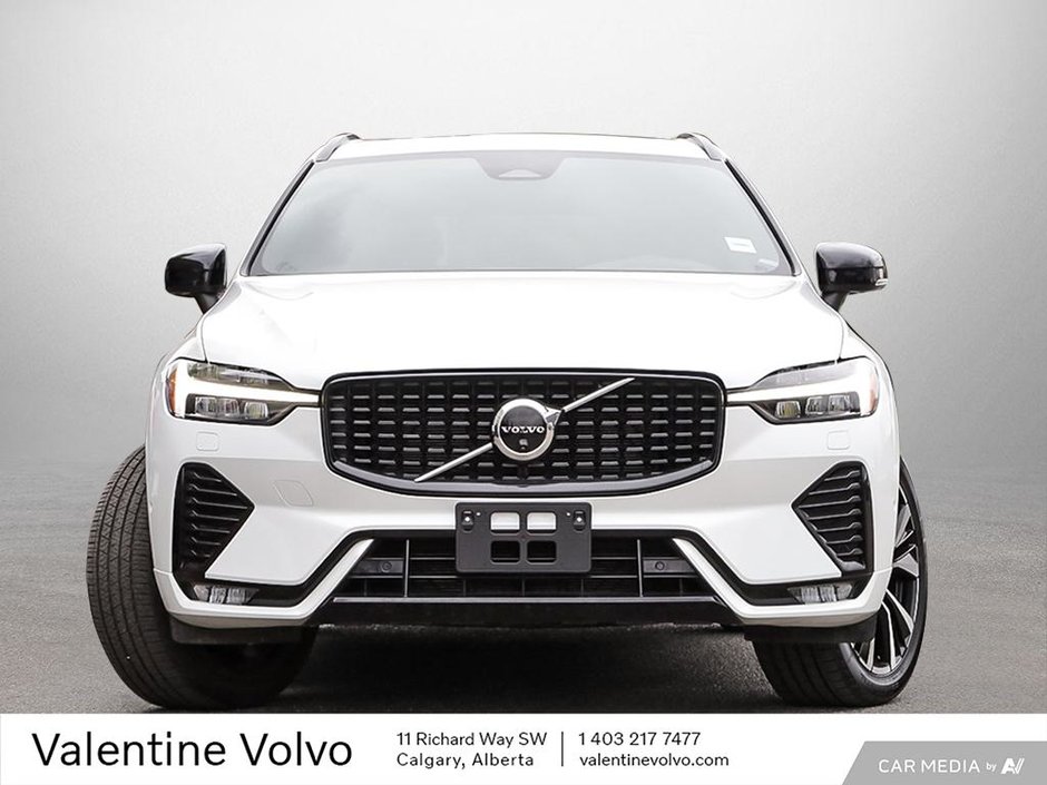2024 Volvo XC60 Plus Dark Theme-1