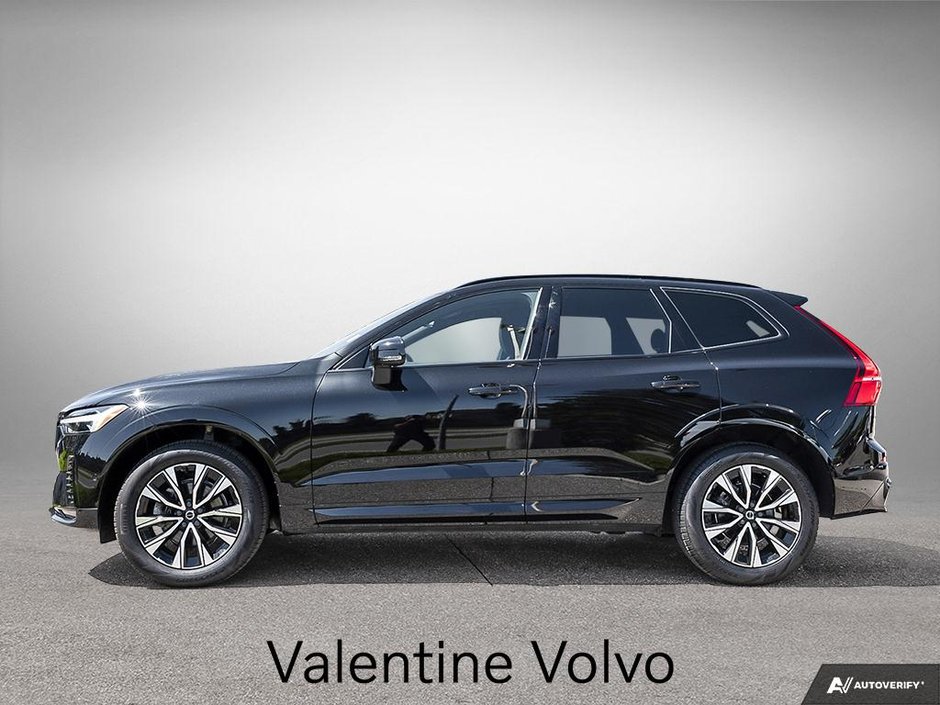 2024 Volvo XC60 Plus Dark Theme-2