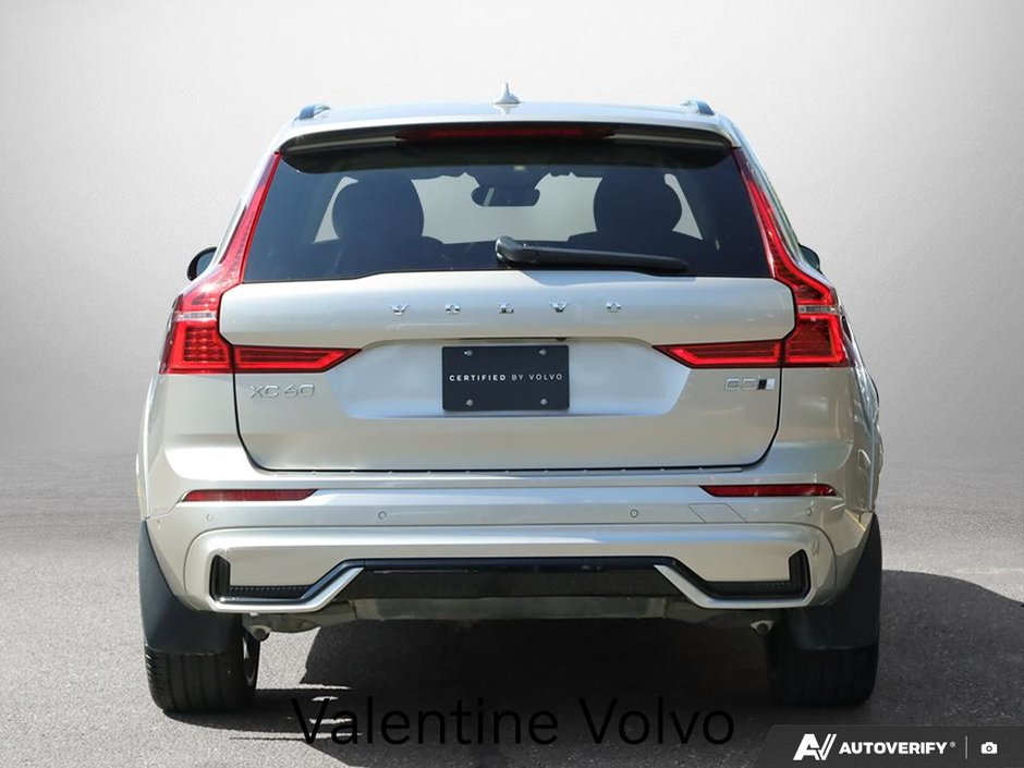 2024 Volvo XC60 Ultimate Dark Theme-4