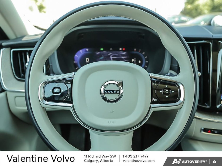 2024 Volvo XC60 Ultimate Dark Theme-13
