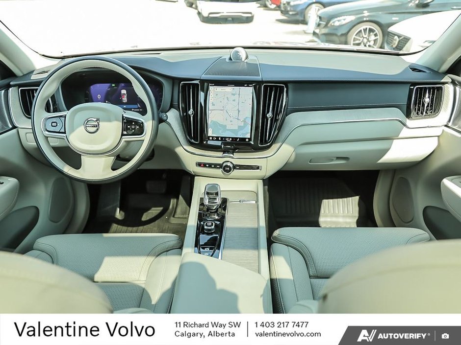 2024 Volvo XC60 Ultimate Dark Theme-24