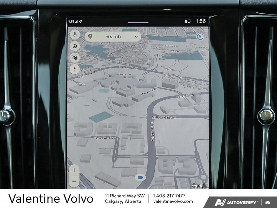 2024 Volvo XC60 Plus Dark Theme-20