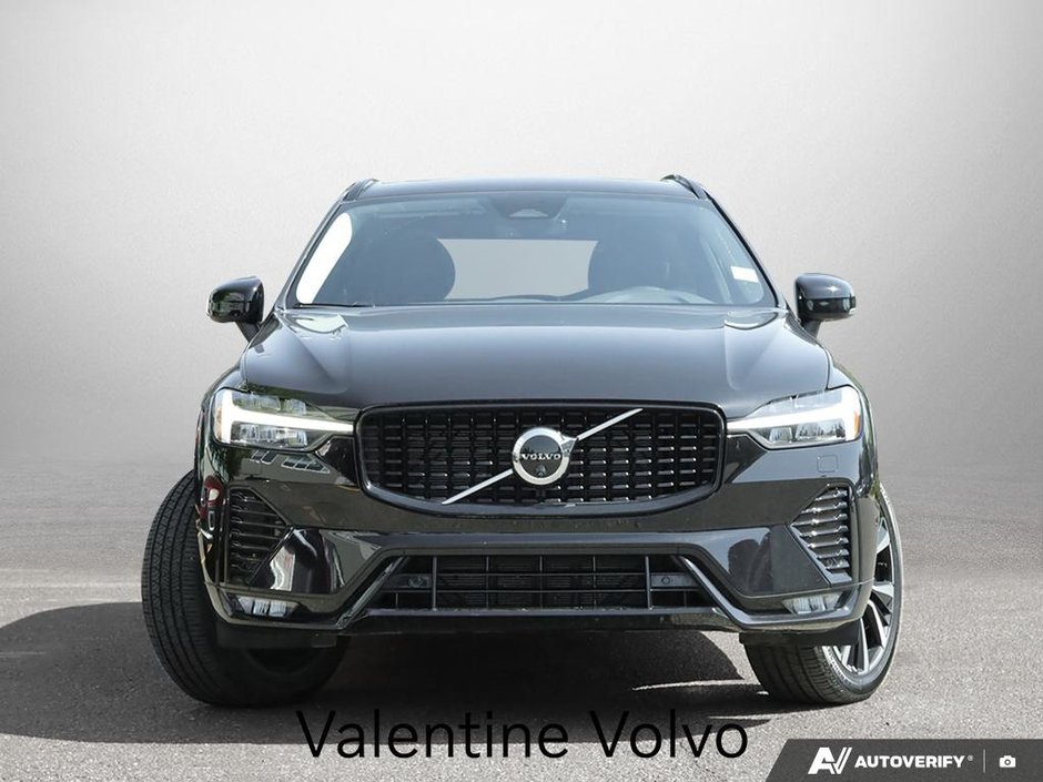 2024 Volvo XC60 Plus Dark Theme-1