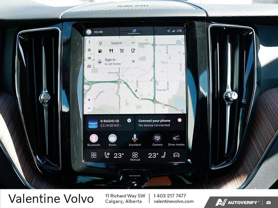 2024 Volvo XC60 Plus Dark Theme-20