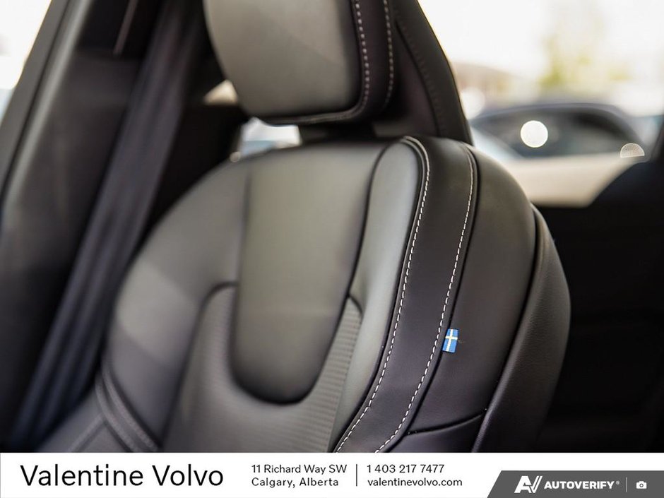 2024 Volvo XC60 Ultimate Dark Theme-22
