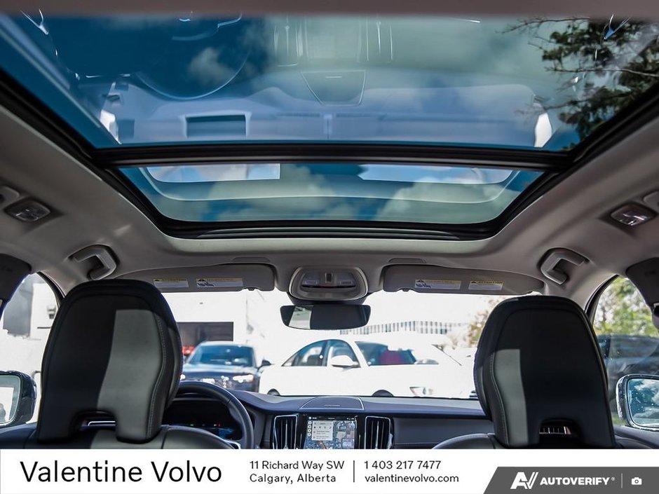 2024 Volvo XC60 Ultimate Dark Theme-25