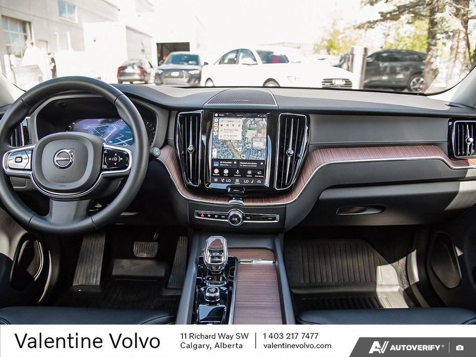 2024 Volvo XC60 Ultimate Dark Theme-24