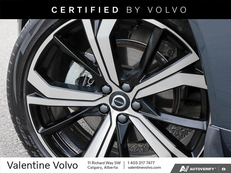 2024 Volvo XC60 Ultimate Dark Theme-7
