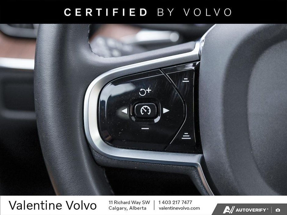 2024 Volvo XC60 Ultimate Dark Theme-16