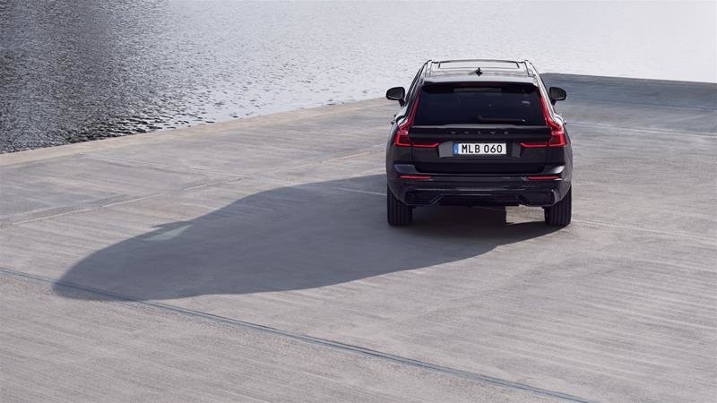 2025 Volvo XC60 Ultra-2