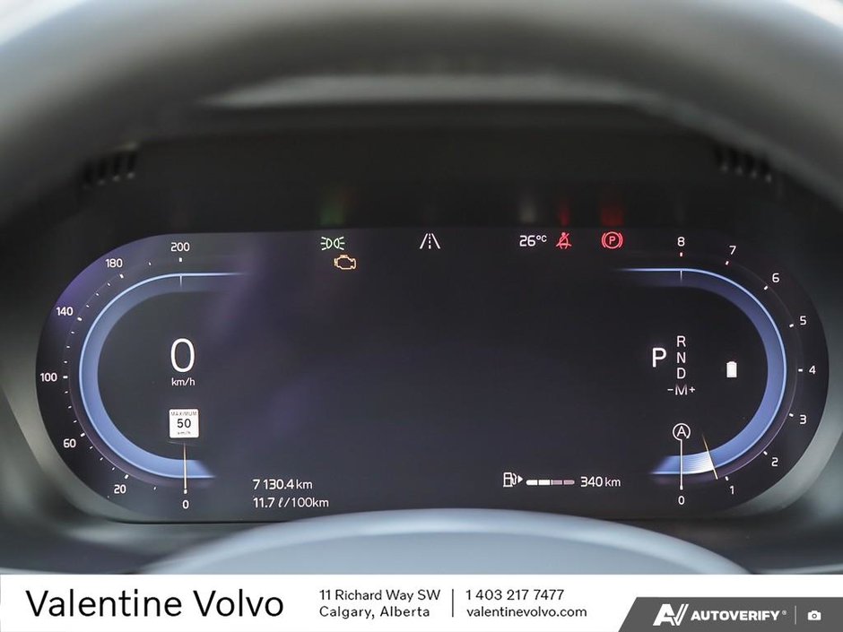 2025 Volvo XC60 Plus Dark Theme-14