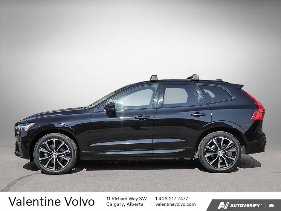2025 Volvo XC60 Plus Dark Theme-2