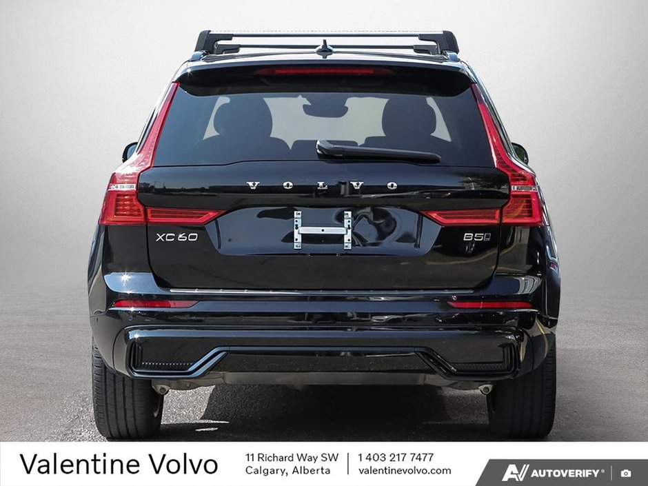 2025 Volvo XC60 Plus Dark Theme-4
