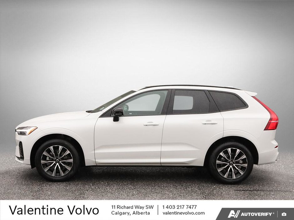 2025 Volvo XC60 Core Dark Theme-2