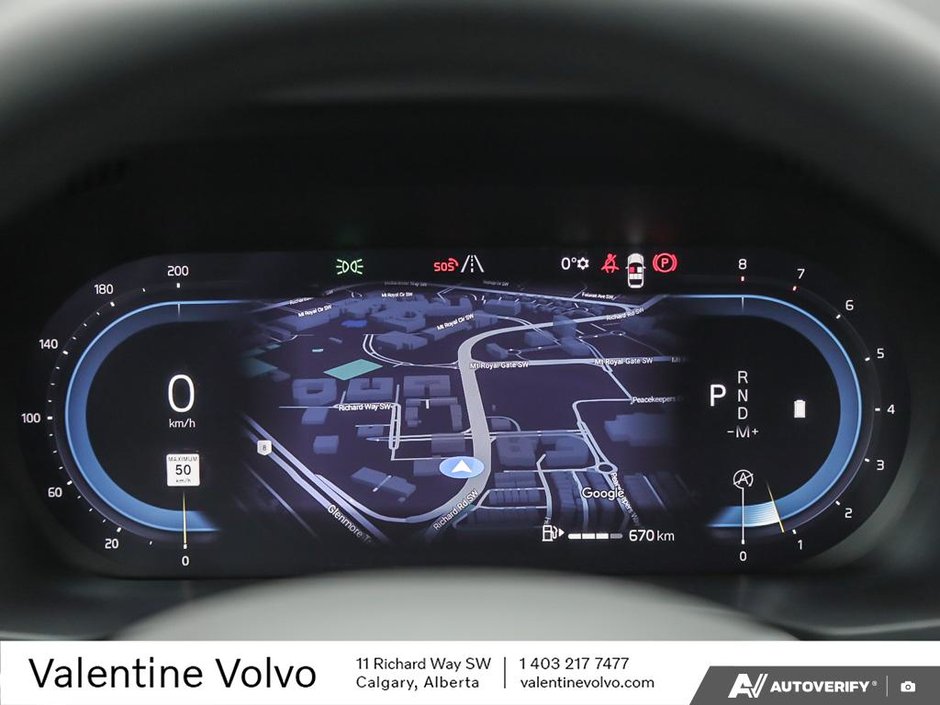 2025 Volvo XC60 Core Dark Theme-14