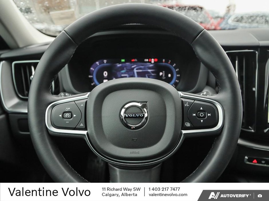 2025 Volvo XC60 Core Dark Theme-13