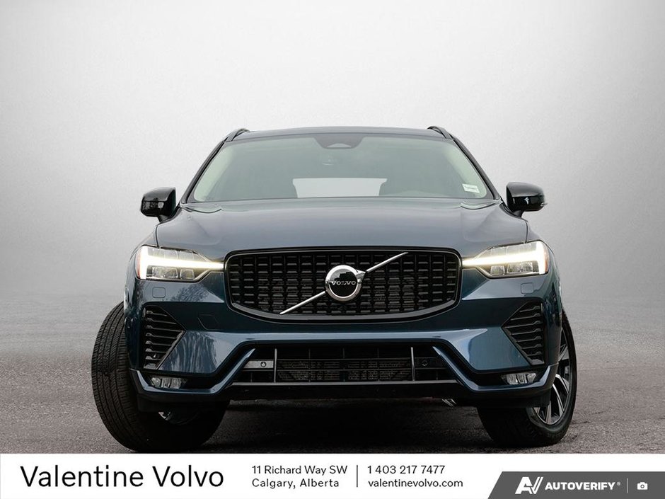 2025 Volvo XC60 Core Dark Theme-1