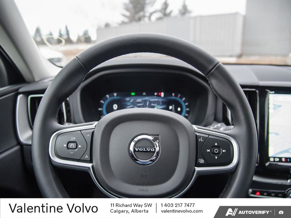 2025 Volvo XC60 Core Dark Theme-13