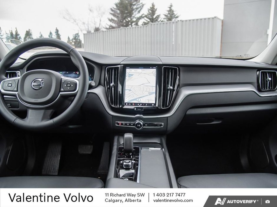 2025 Volvo XC60 Core Dark Theme-24